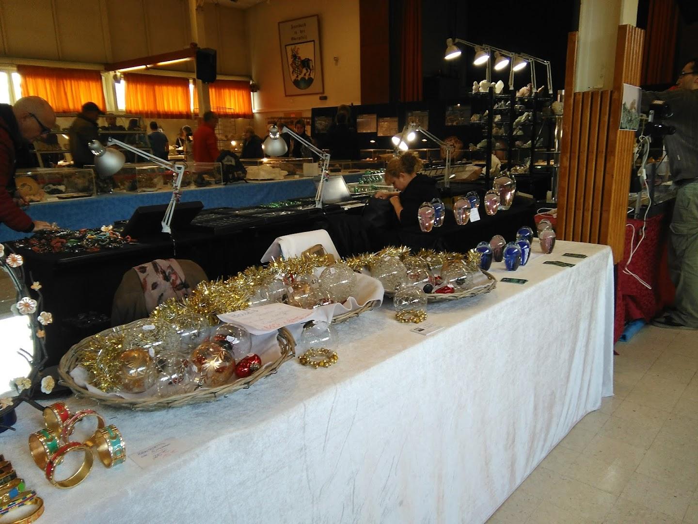 Salle Des Fetes - Photo 2